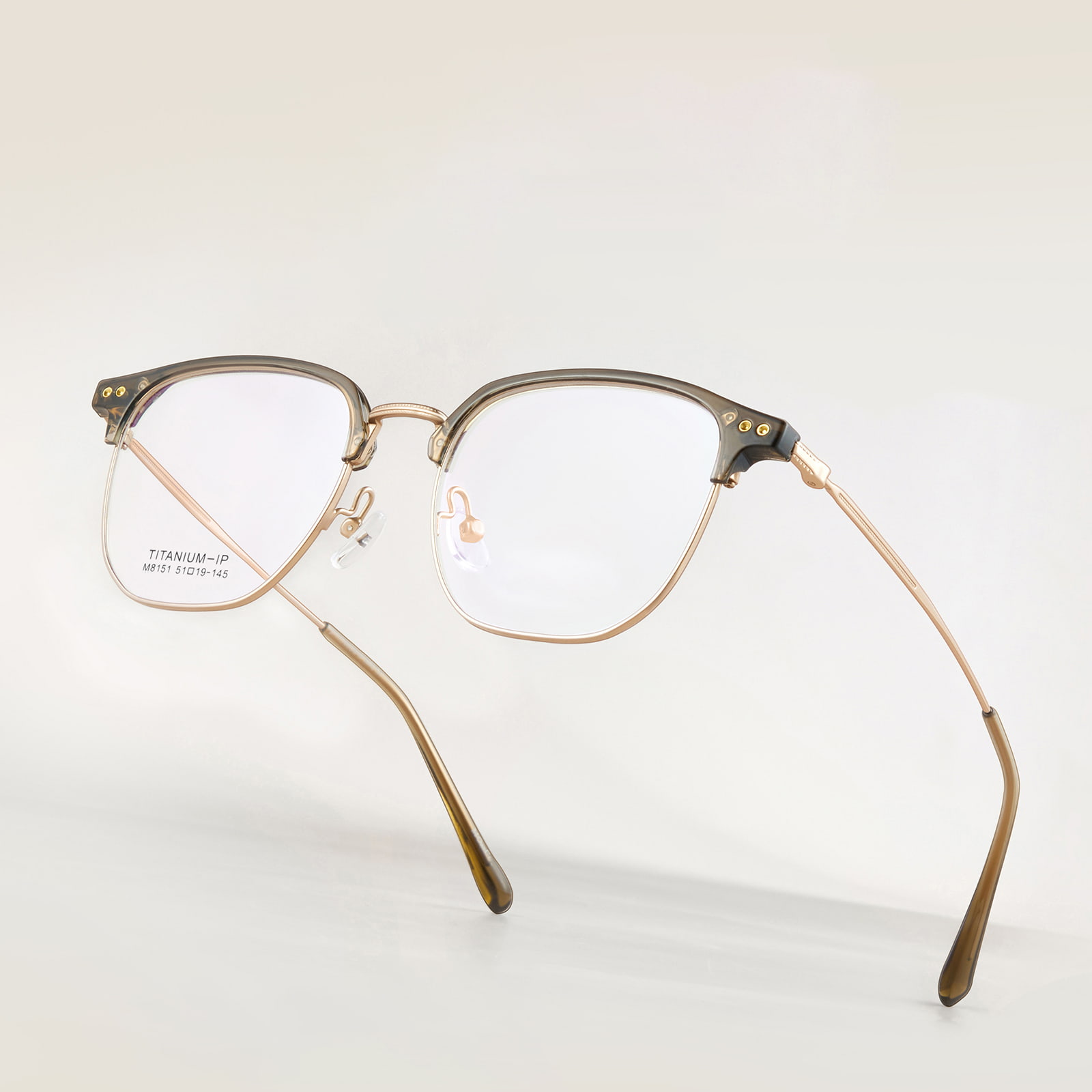 Kacamata Titanium β Ringan Lingkaran Persegi M8151